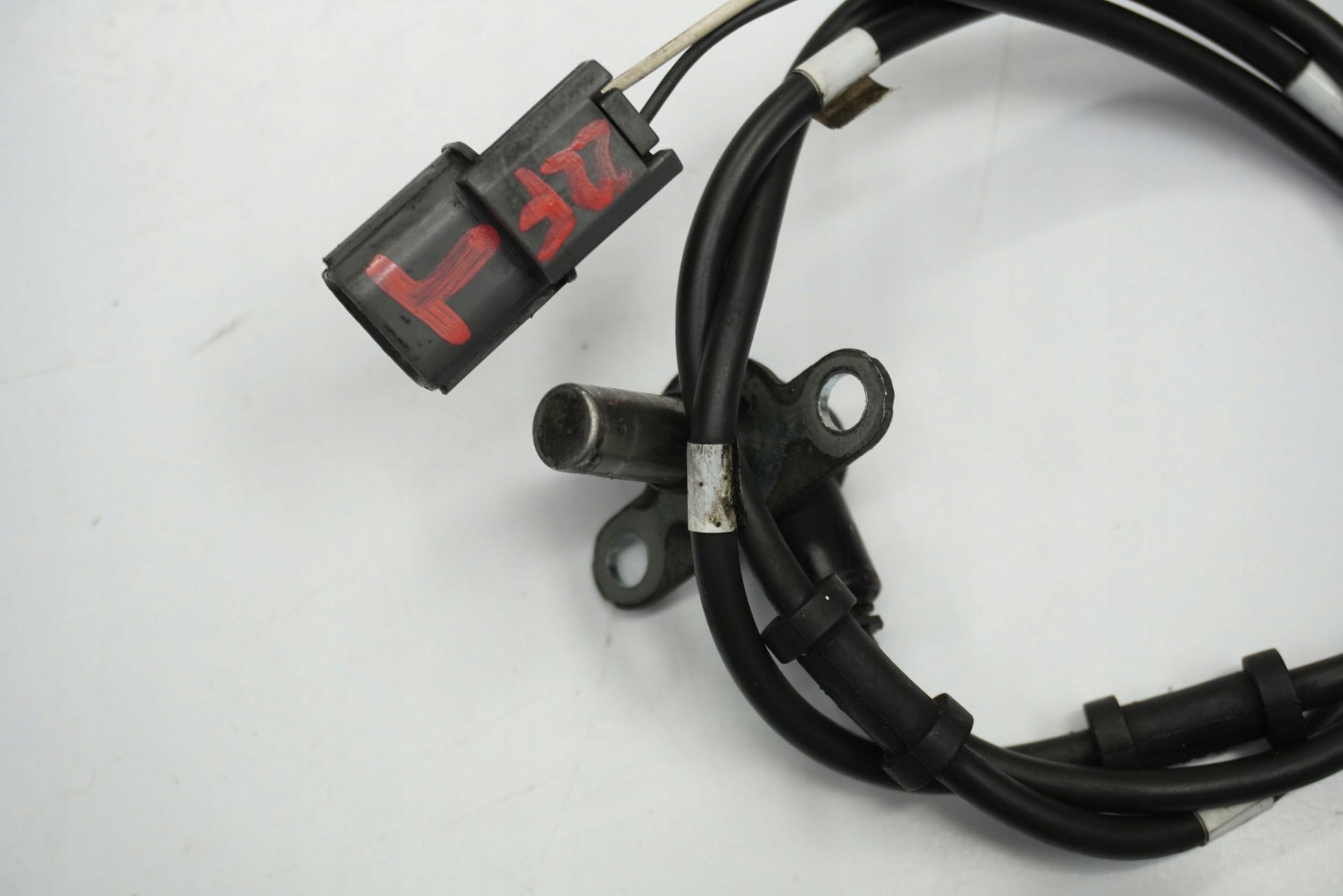 KAWASAKI ZZR-1400 PERFORMANCE SPORT 14-20 ABS Sensor hinten 3