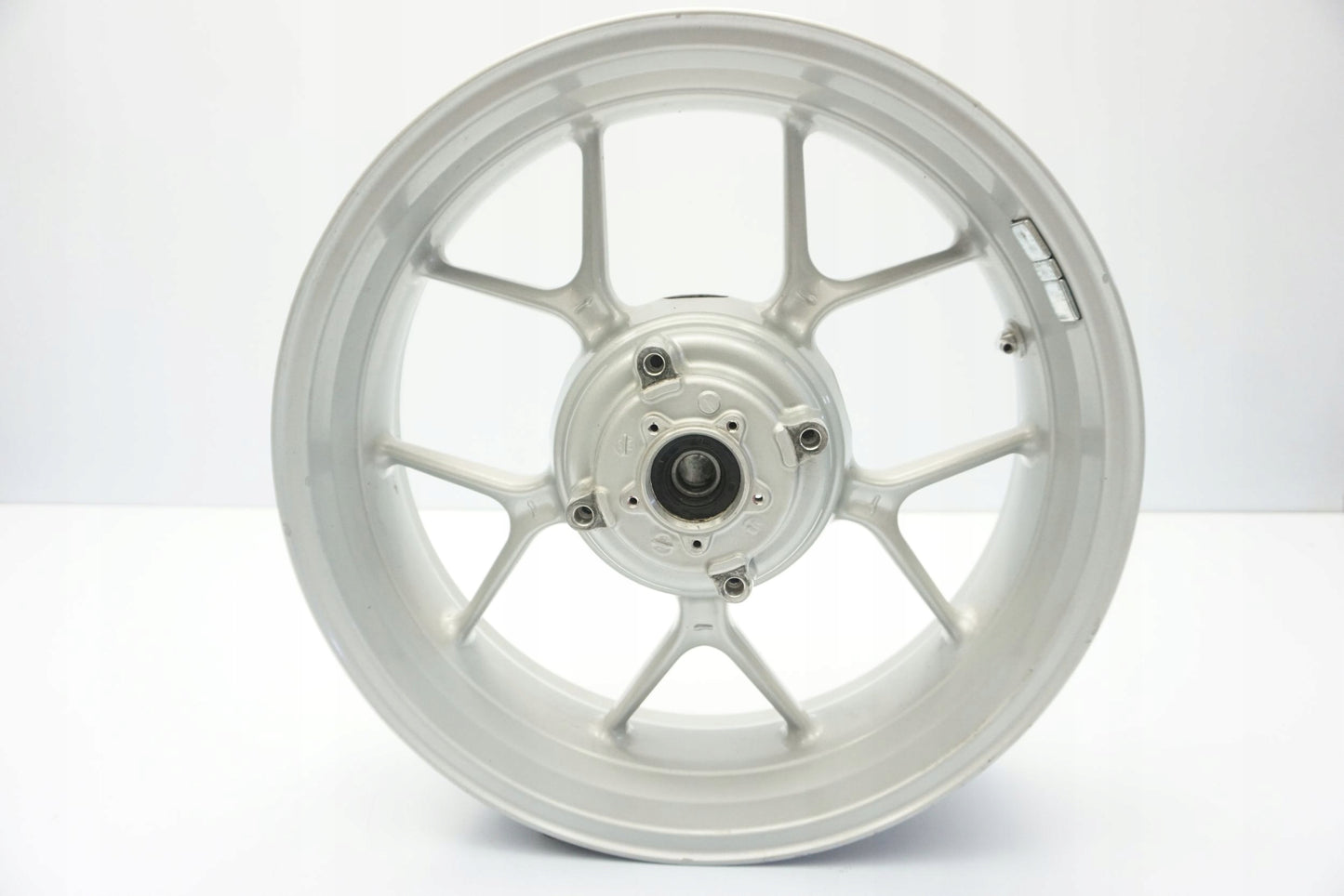 TRIUMPH TIGER 1050 06-12 Felge hinten Wheel Hinterrad 6