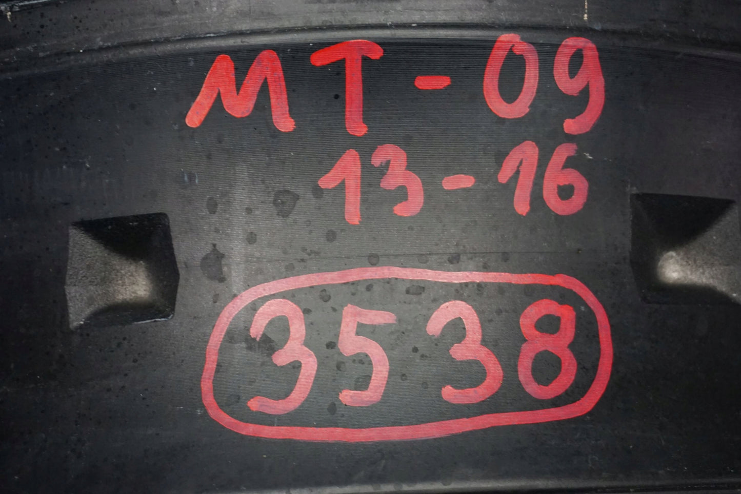 YAMAHA MT-09 13-16 Felge hinten Wheel Hinterrad 3