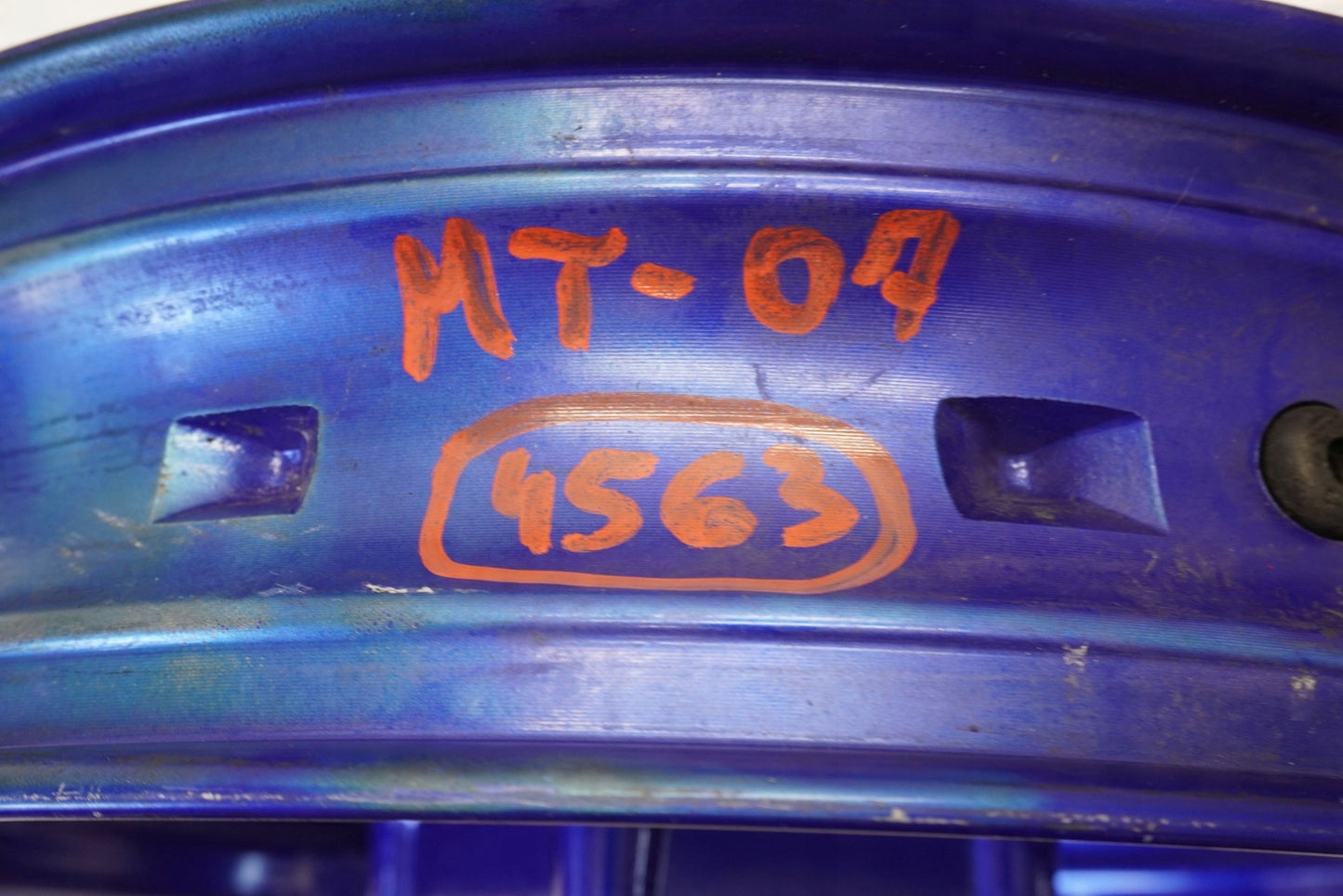 YAMAHA MT-07 13-17 Felge vorne Wheel Vorderrad 9