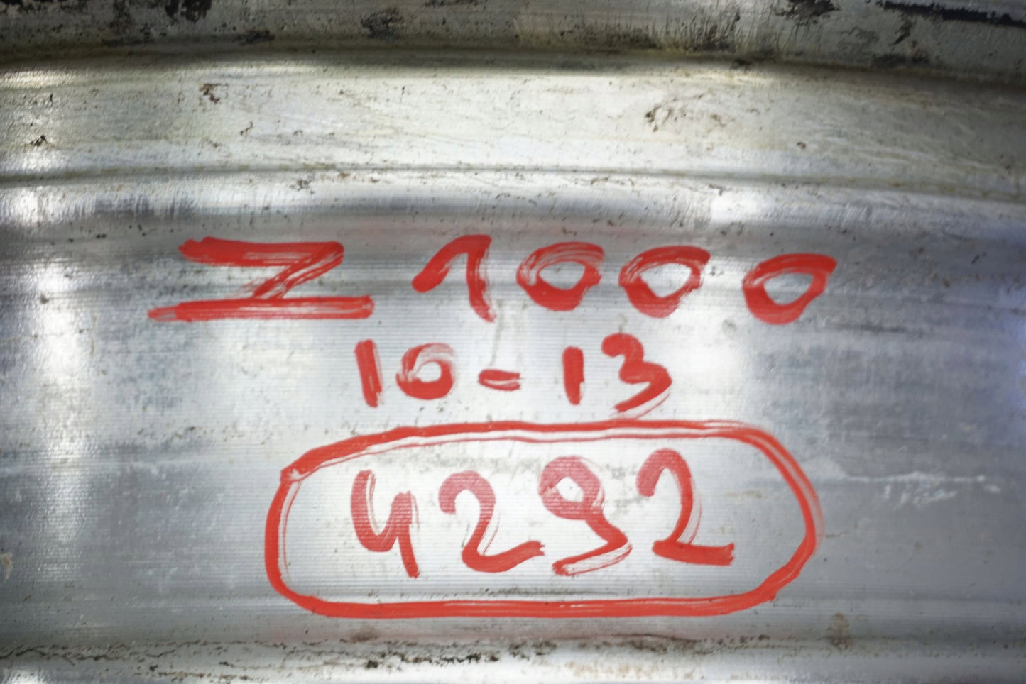 KAWASAKI Z1000 10-13 Felge vorne Wheel Vorderrad 3