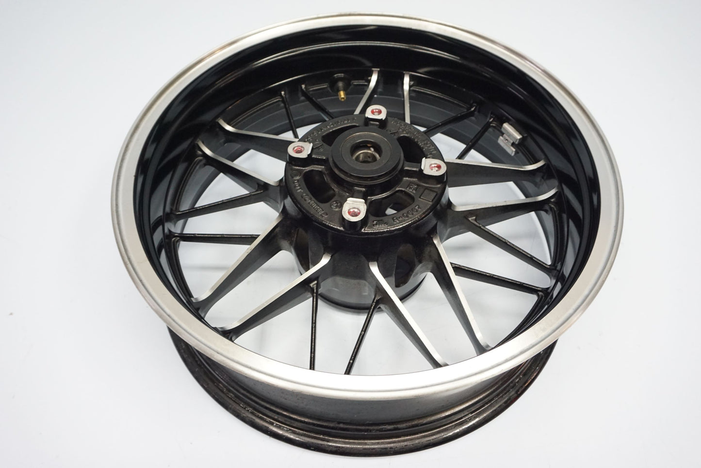 KAWASAKI Z 900 RS CAFE 18-22 Felge hinten Wheel Hinterrad 4