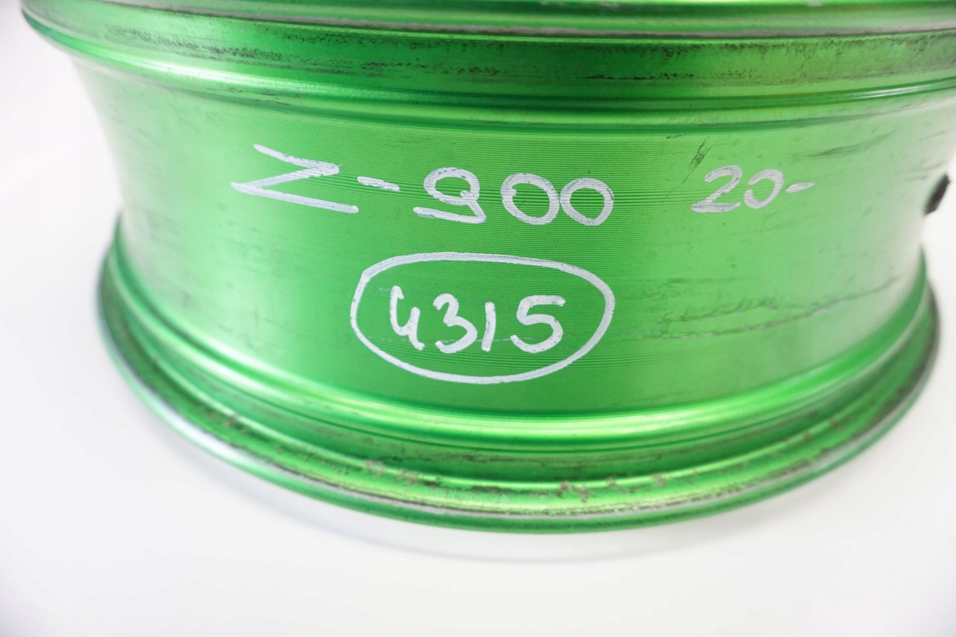 KAWASAKI Z-900 20- Felge hinten Wheel Hinterrad 6