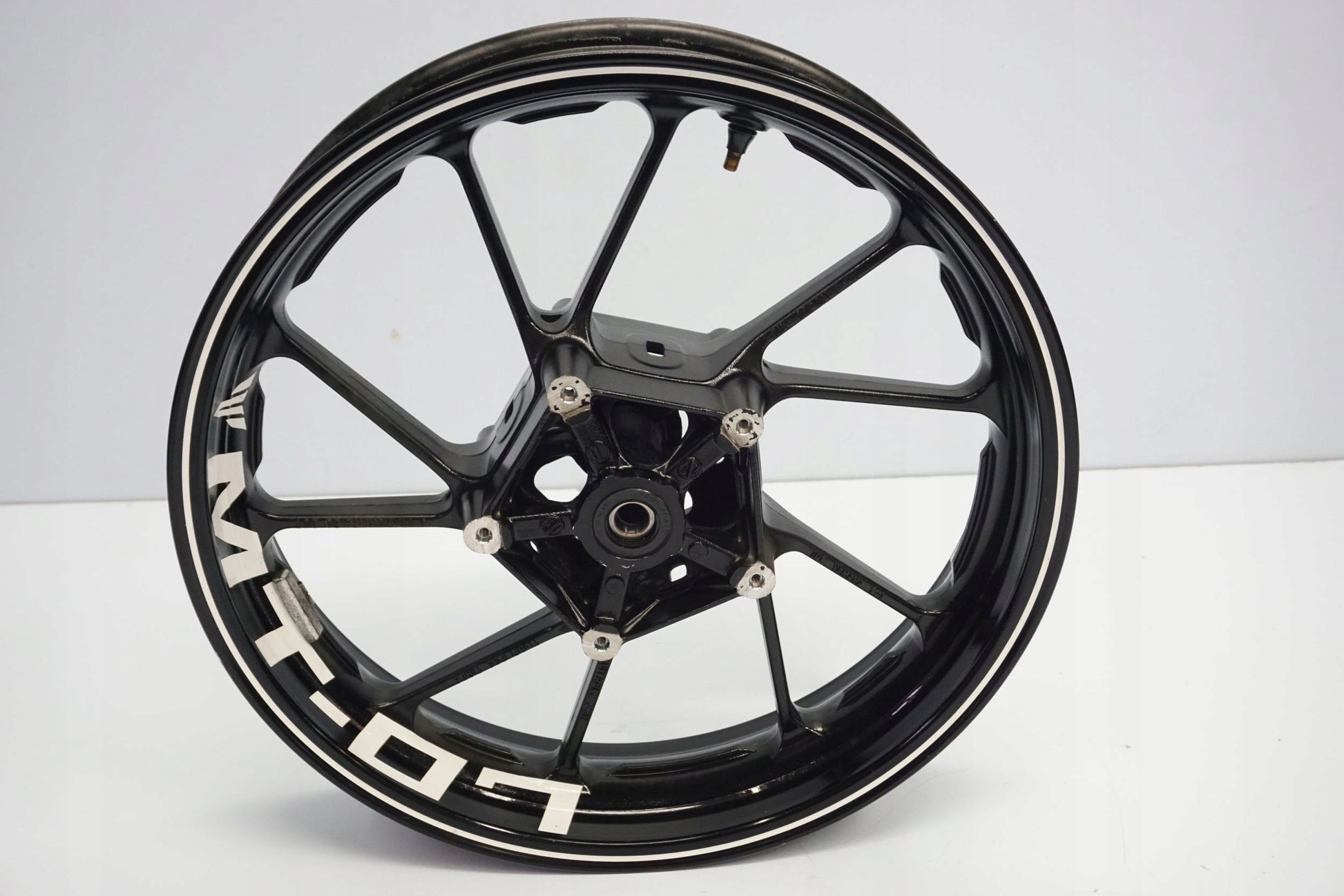 YAMAHA MT-07 13-17 Felge vorne Wheel Vorderrad 9