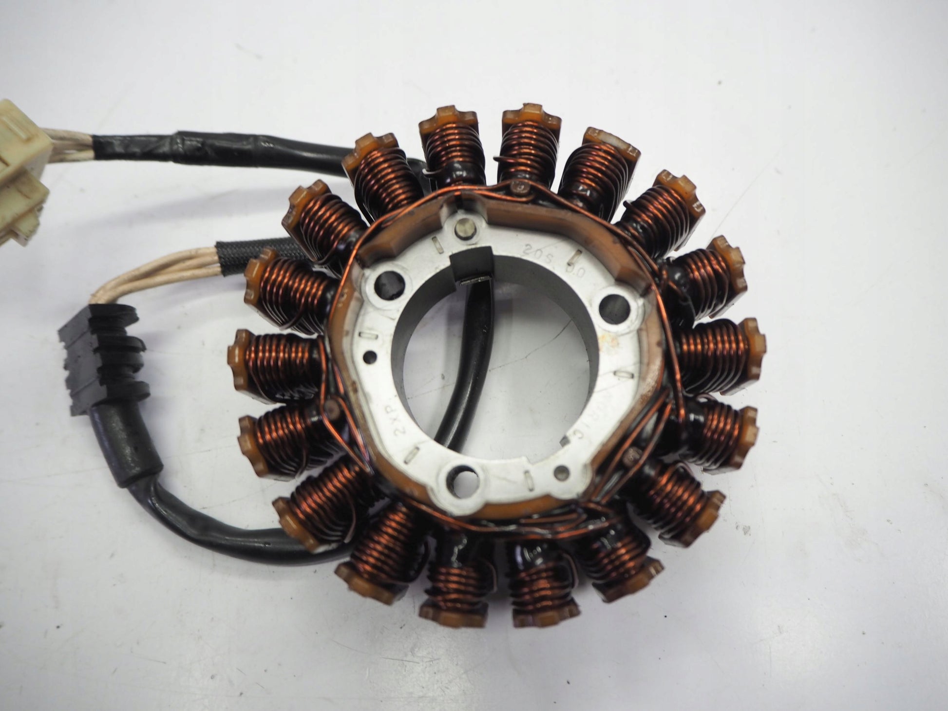 YAMAHA XJ6 N 09-16 Lichtmaschine Stator Generator Lima Alternator 3