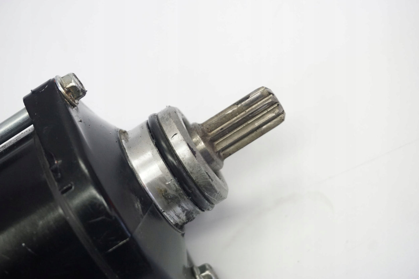 SUZUKI GSR 750 11-16 Anlasser Starter Motor 2