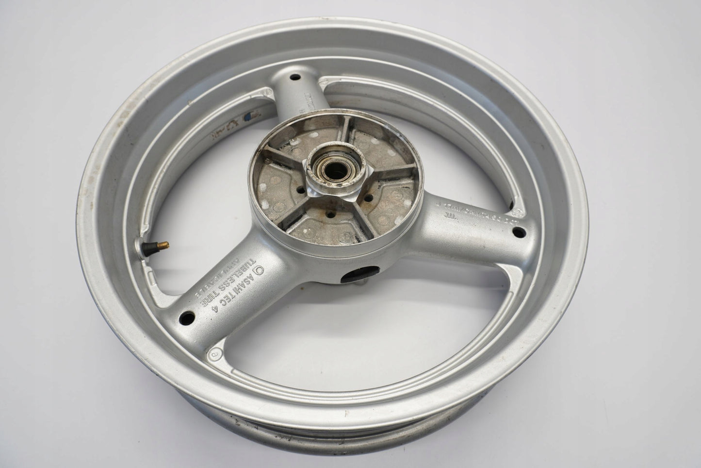 SUZUKI SV 650 03-12 Felge hinten Wheel Hinterrad 7
