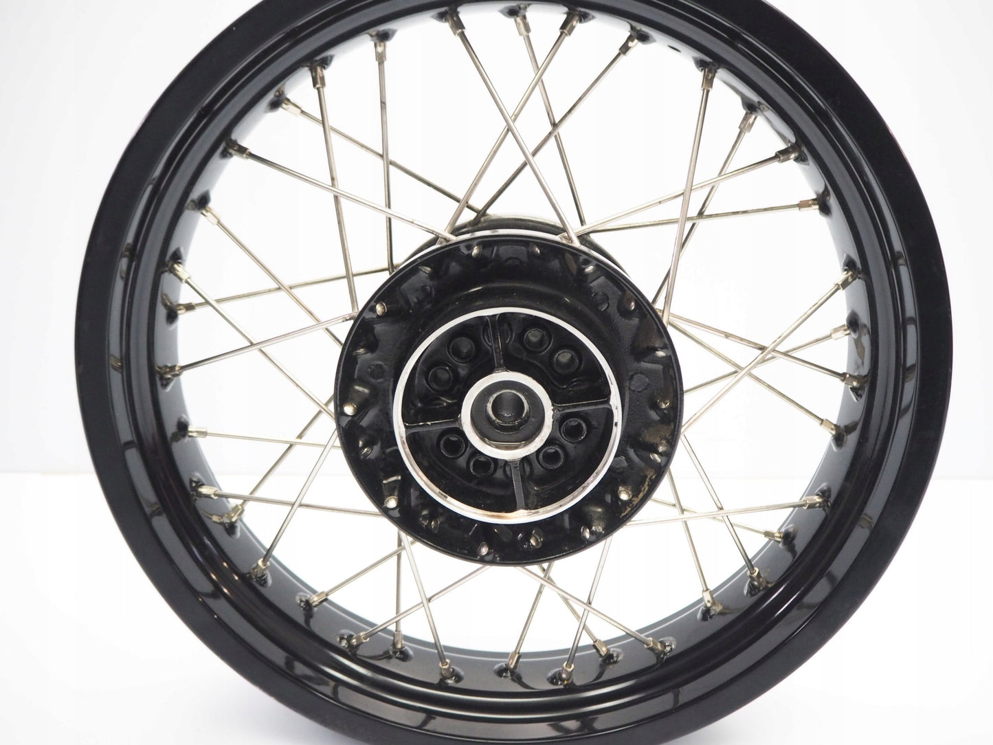 ROYAL ENFIELD INTERCEPTOR 650 19- Felge hinten Wheel Hinterrad 8