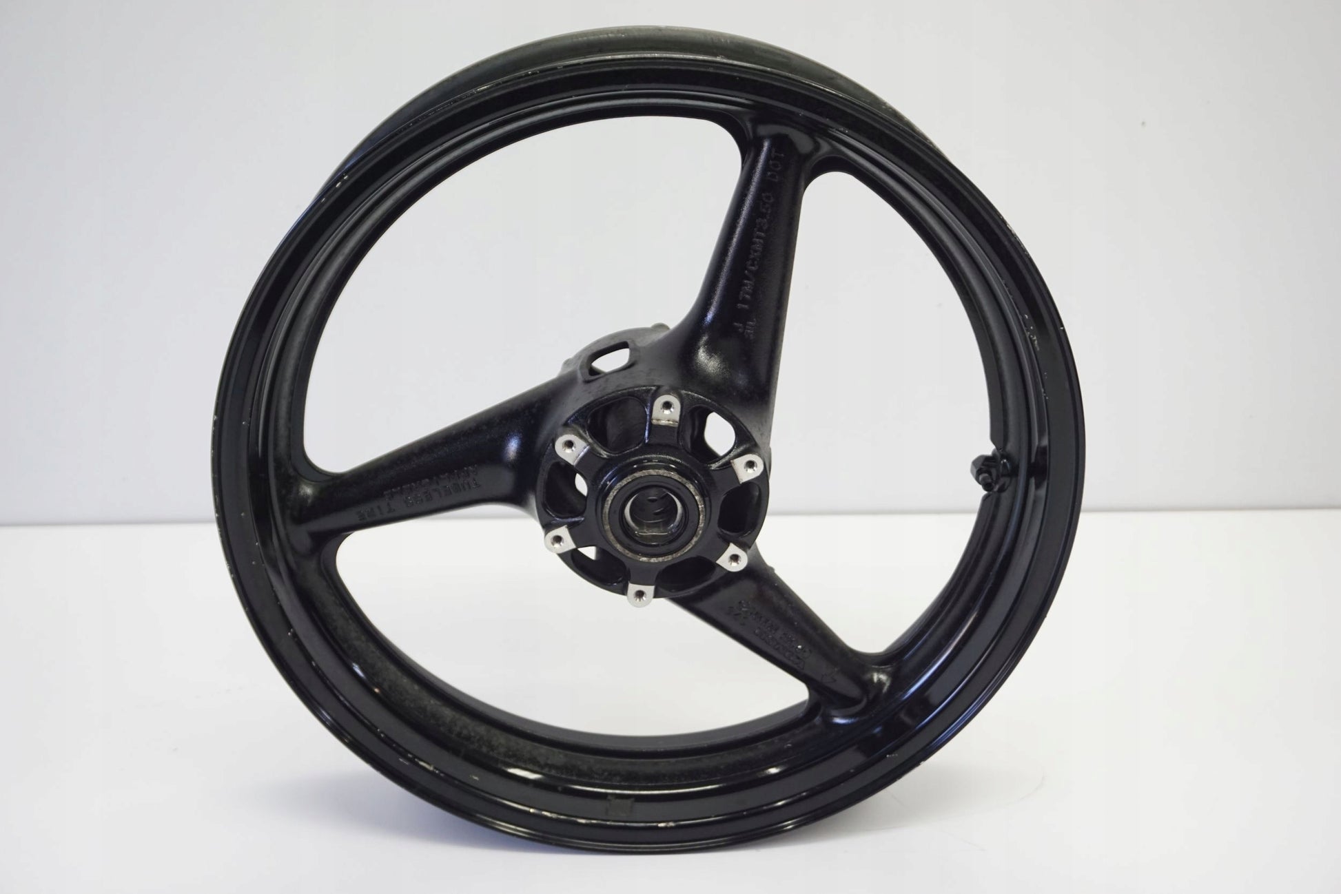 HONDA CBR 954-RR SC50 02-04 Felge vorne Wheel Vorderrad 3
