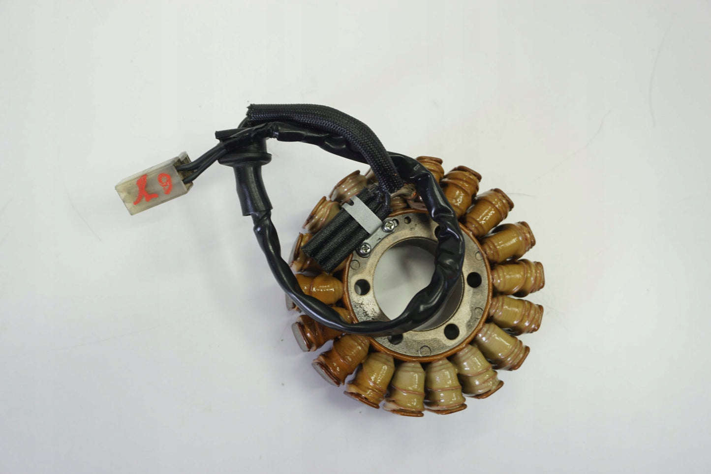 SUZUKI GSR 750 11-16 Lichtmaschine Stator Generator Lima Alternator 2