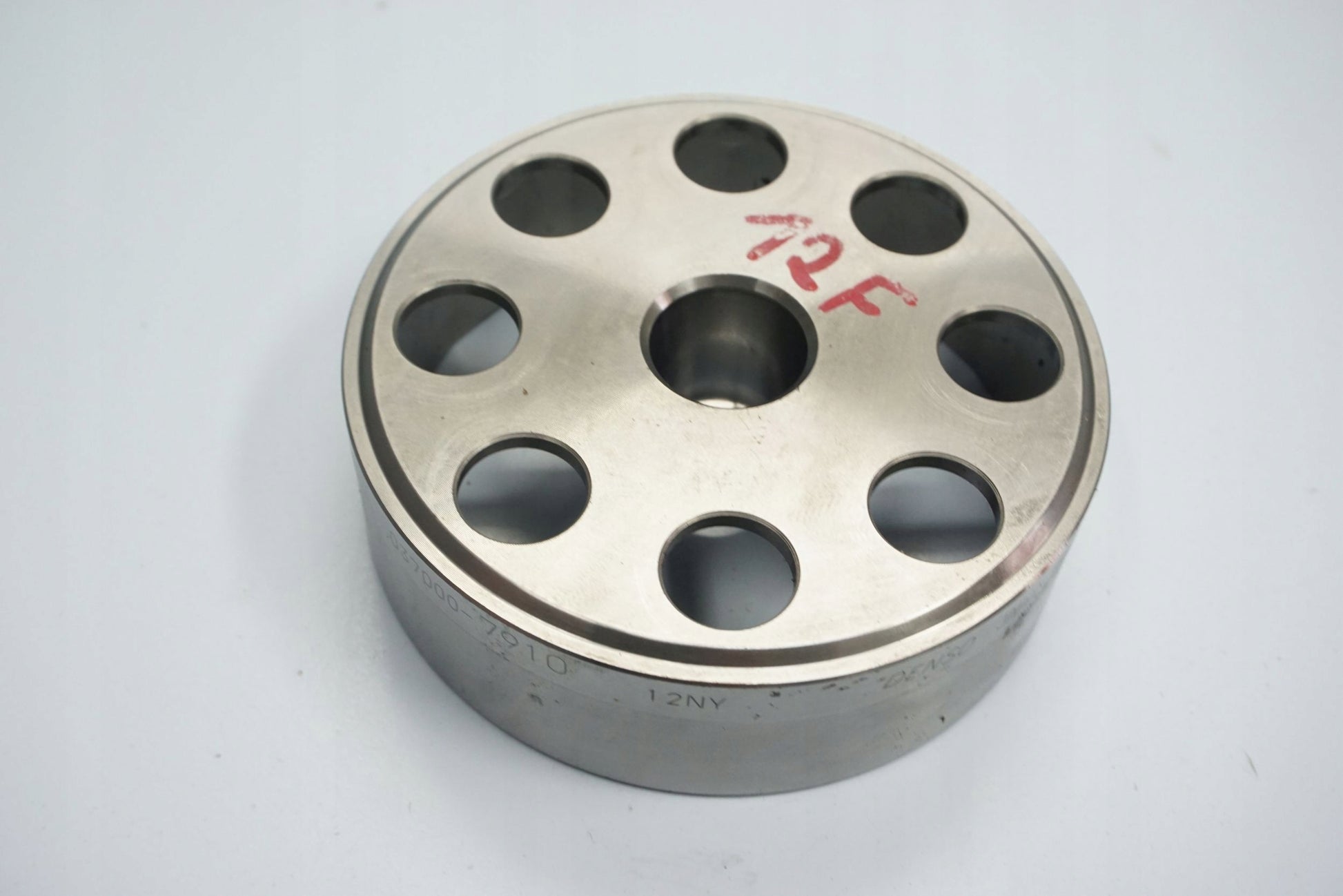 SUZUKI GSR 750 11-16 Polrad Schwungrad Rotor Flywheel 3