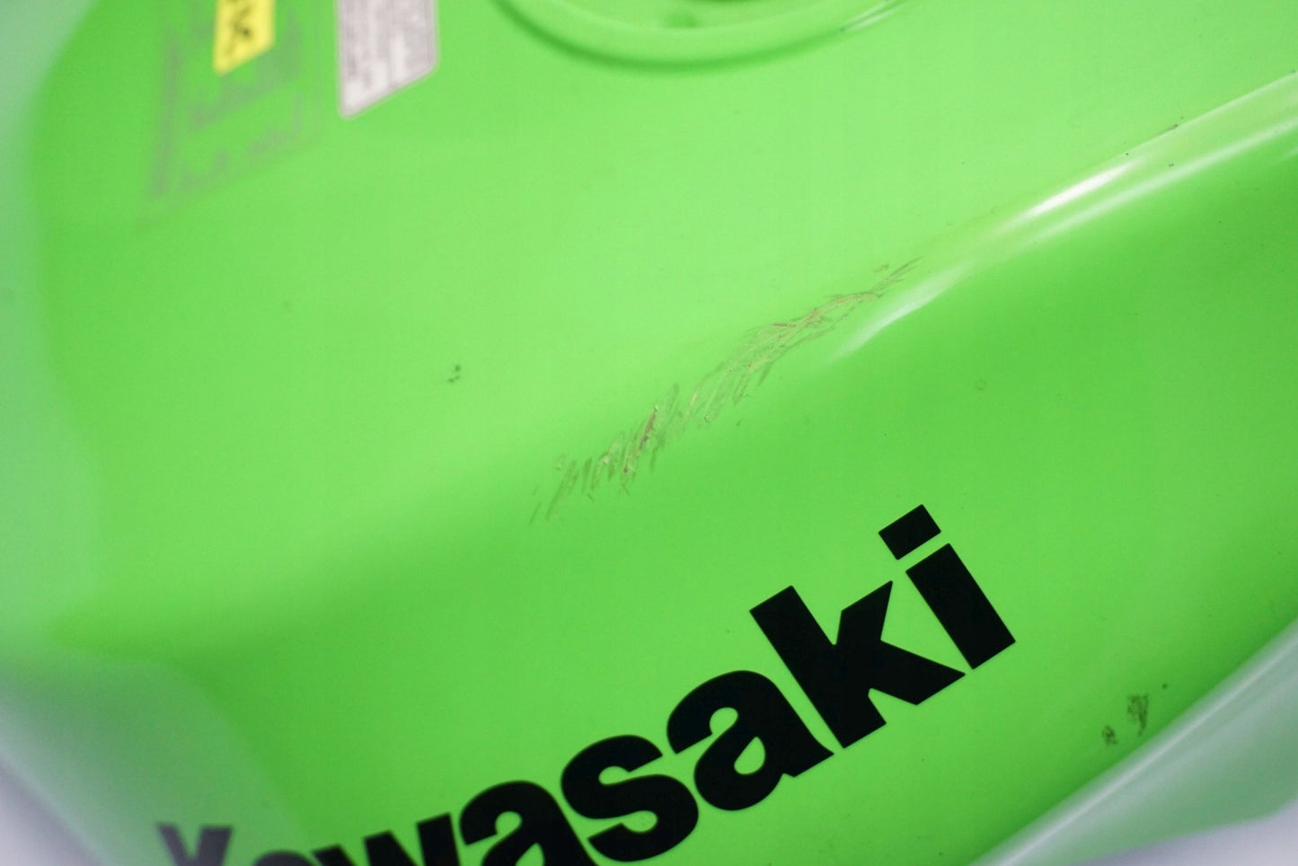 KAWASAKI ZX-10R 06-07 Kraftstofftank Benzintank Fuel Tank 11