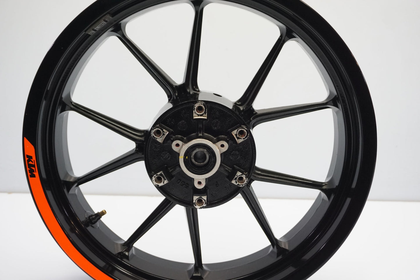 KTM 125 DUKE 17- Felge hinten Wheel Hinterrad 2