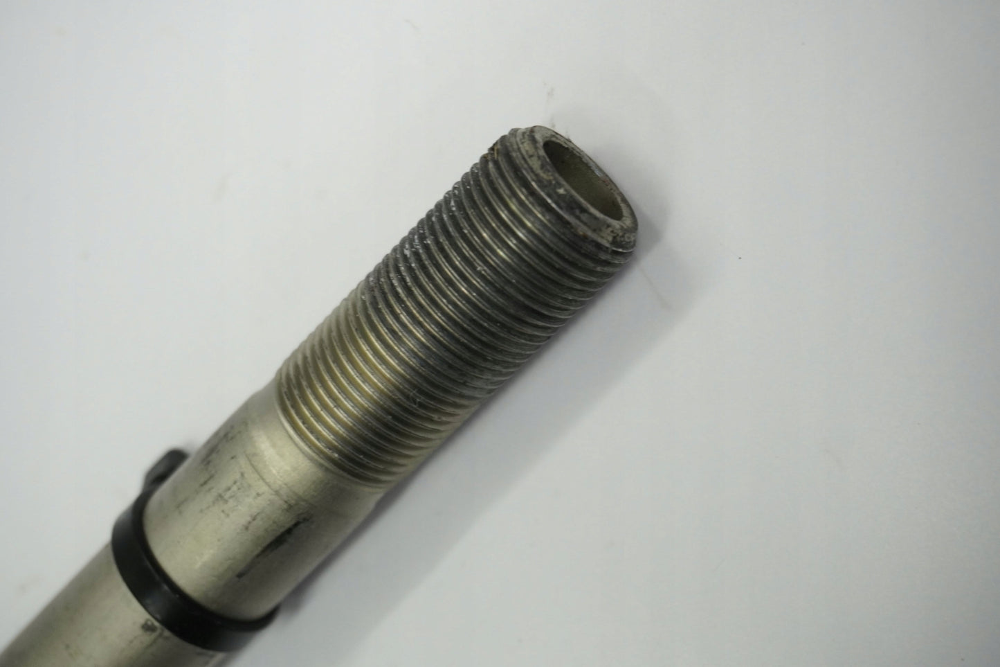 KAWASAKI Z-900 17-19 Vorderachse Achse vorne Radachse front axle 3