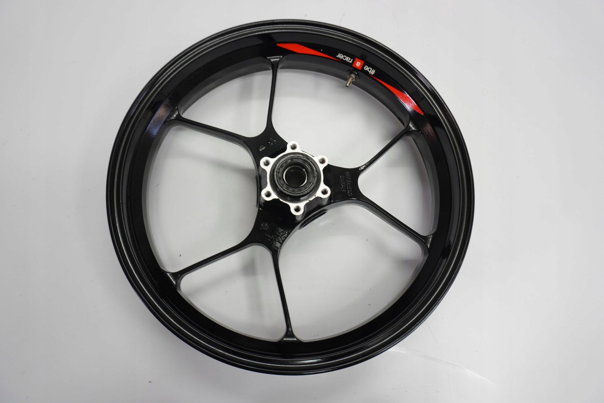 APRILIA SHIVER 900 17- Felge vorne Wheel Vorderrad 4