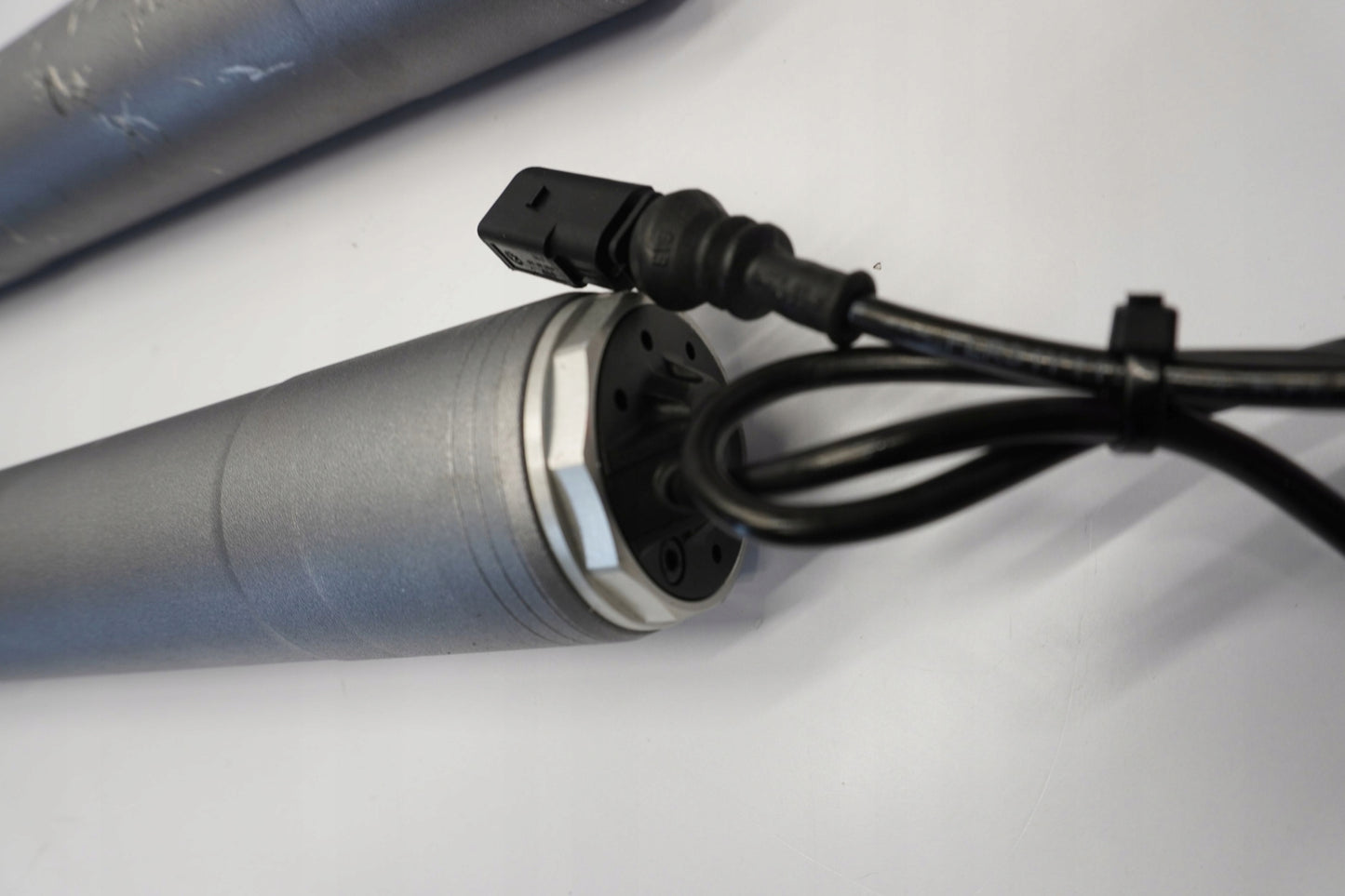 DUCATI MULTISTRADA V2 S 22- Gabel Gabelholme Fork 8