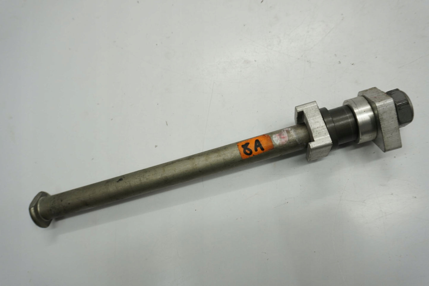 TRIUMPH STREET TRIPLE 675 07-12 Hinterachse Achse hinten Radachse rear axle 4