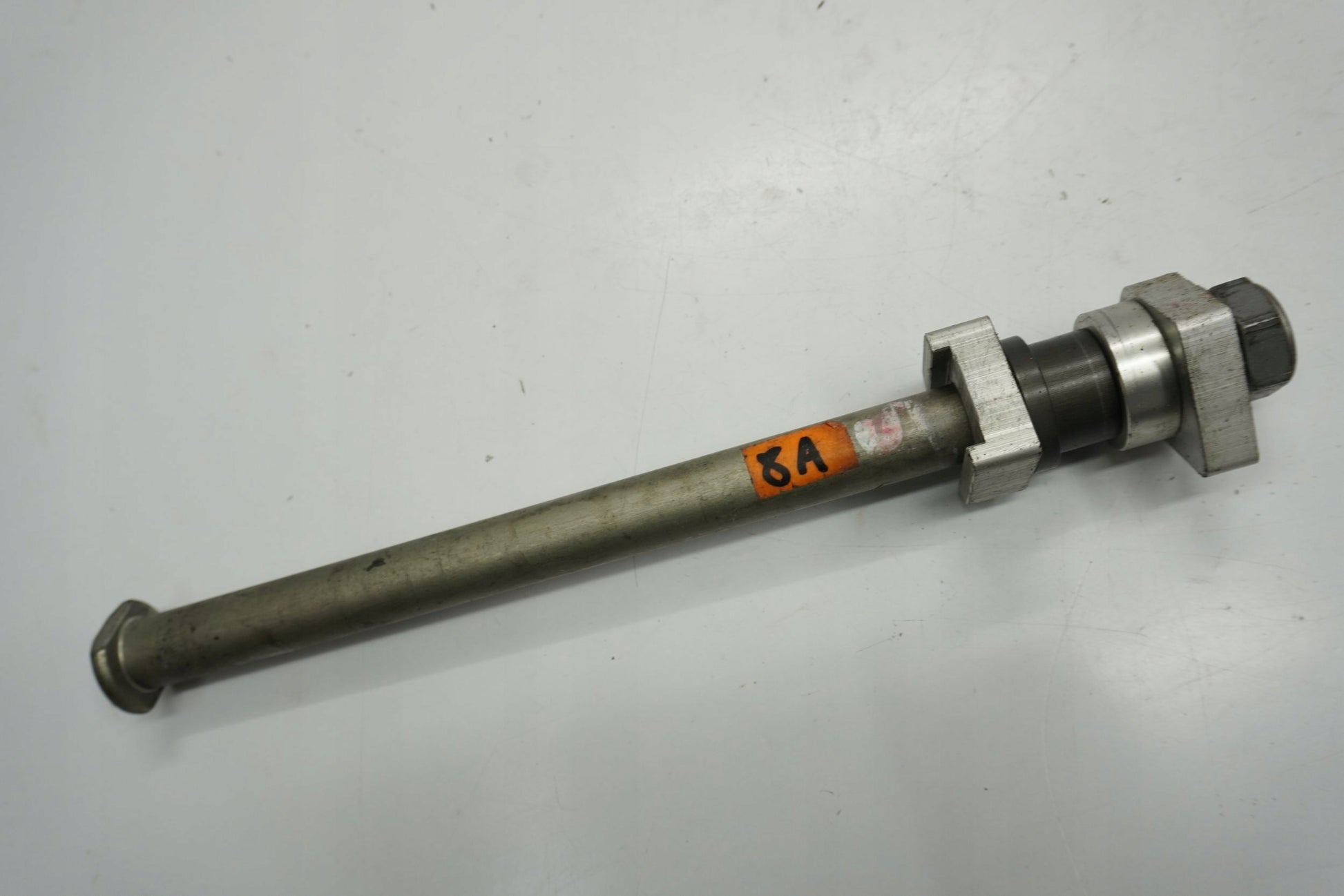 TRIUMPH STREET TRIPLE 675 07-12 Hinterachse Achse hinten Radachse rear axle 4