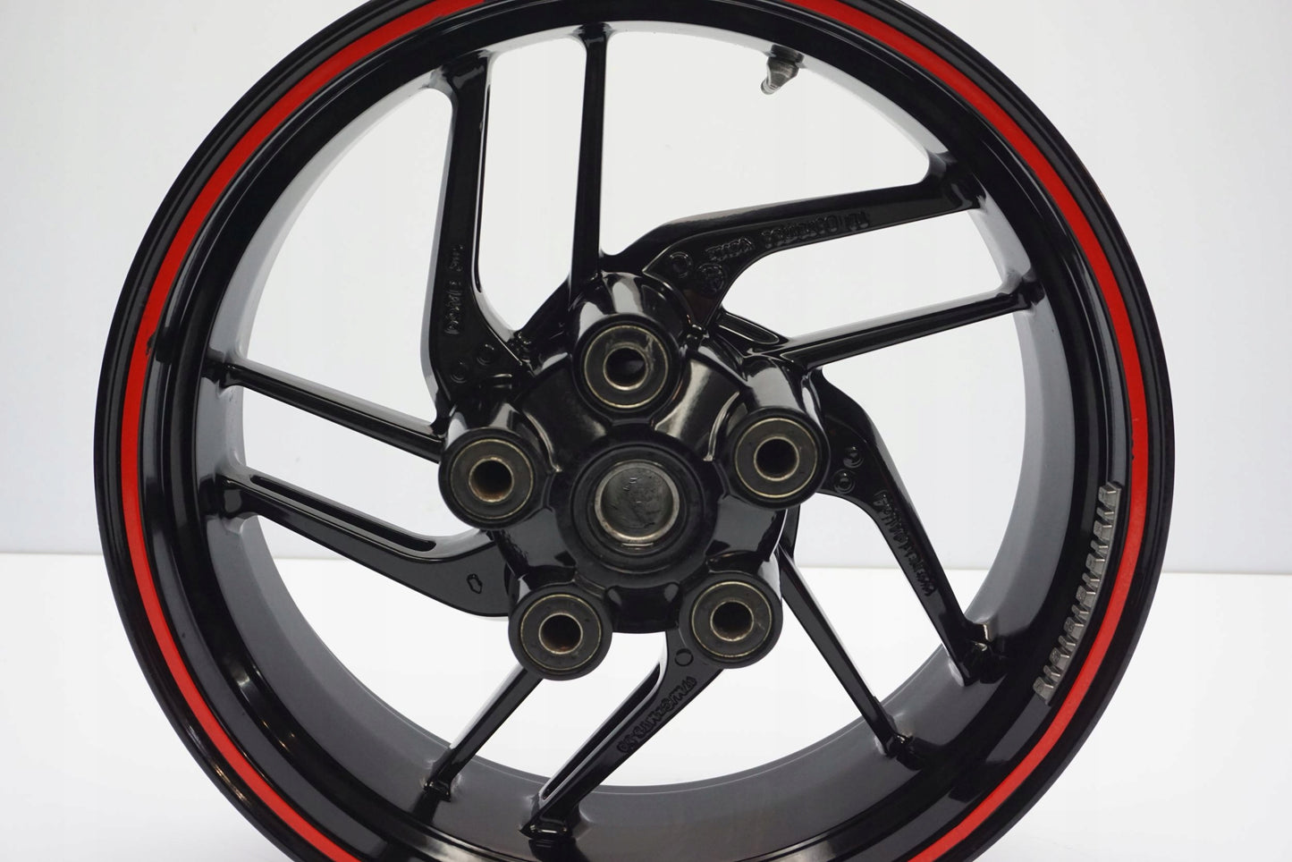 DUCATI MONSTER 821 18-20 Felge hinten Wheel Hinterrad 2