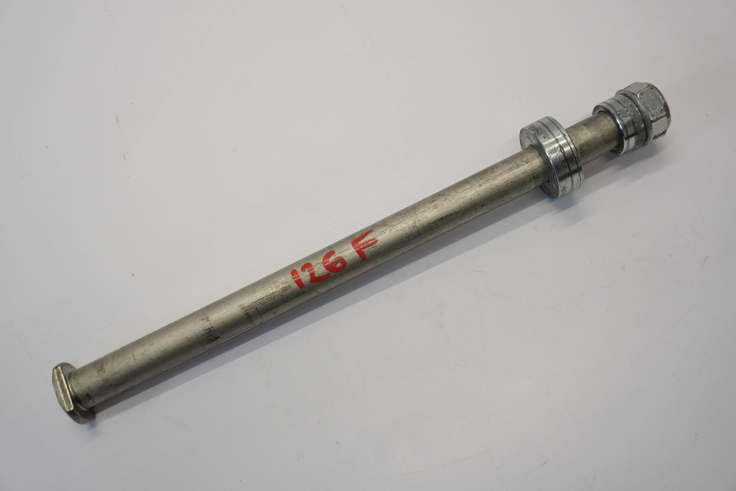 YAMAHA MT-07 13-17 Hinterachse Achse hinten Radachse rear axle 4
