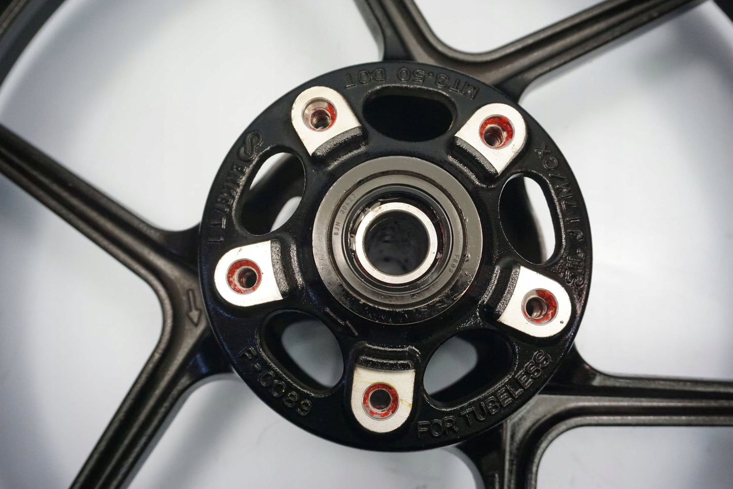 KAWASAKI 650 ER-6N 09-11 Felge vorne Wheel Vorderrad 7