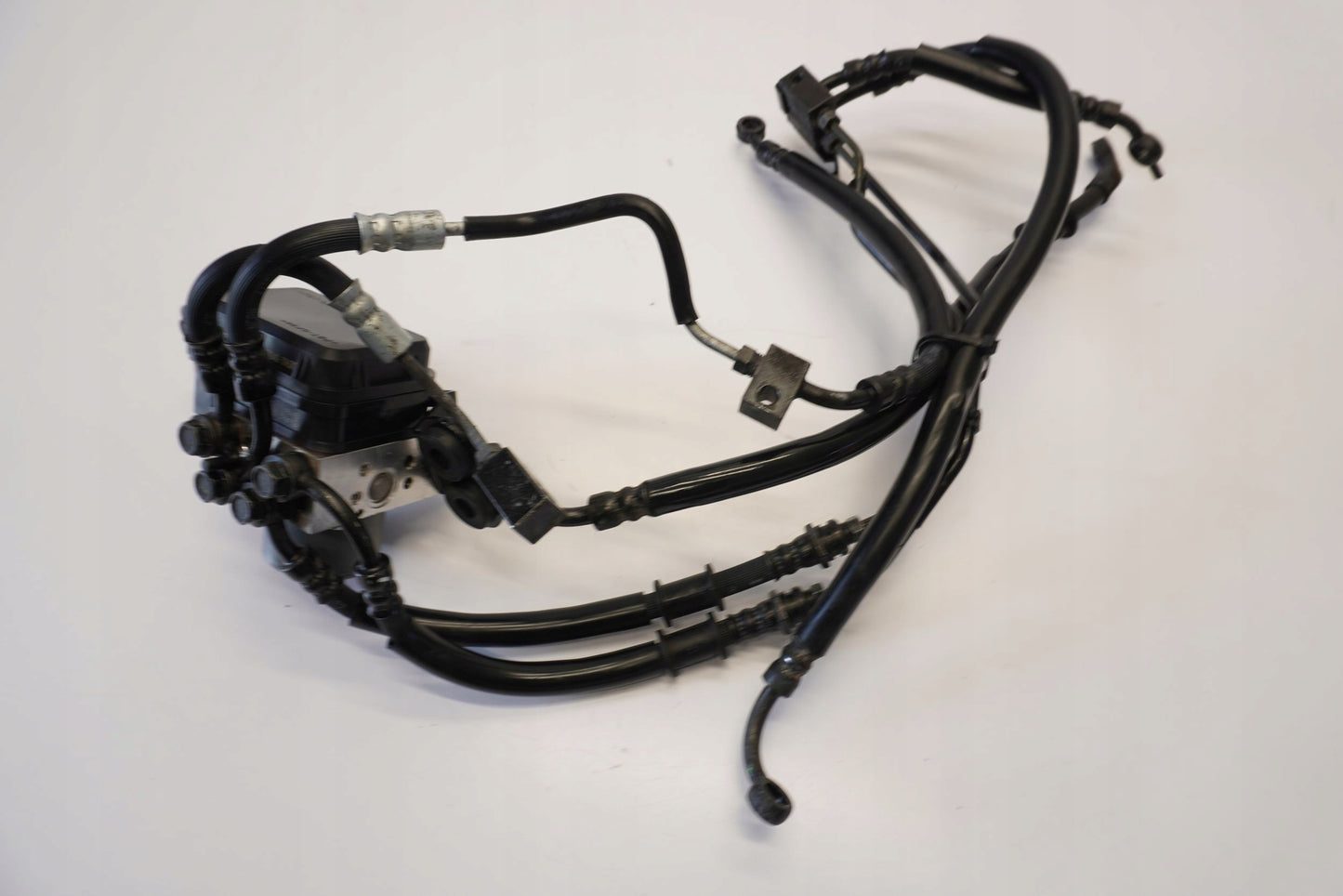 YAMAHA YZF-R 125 19-23 ABS Pumpe Druckmodulator 5