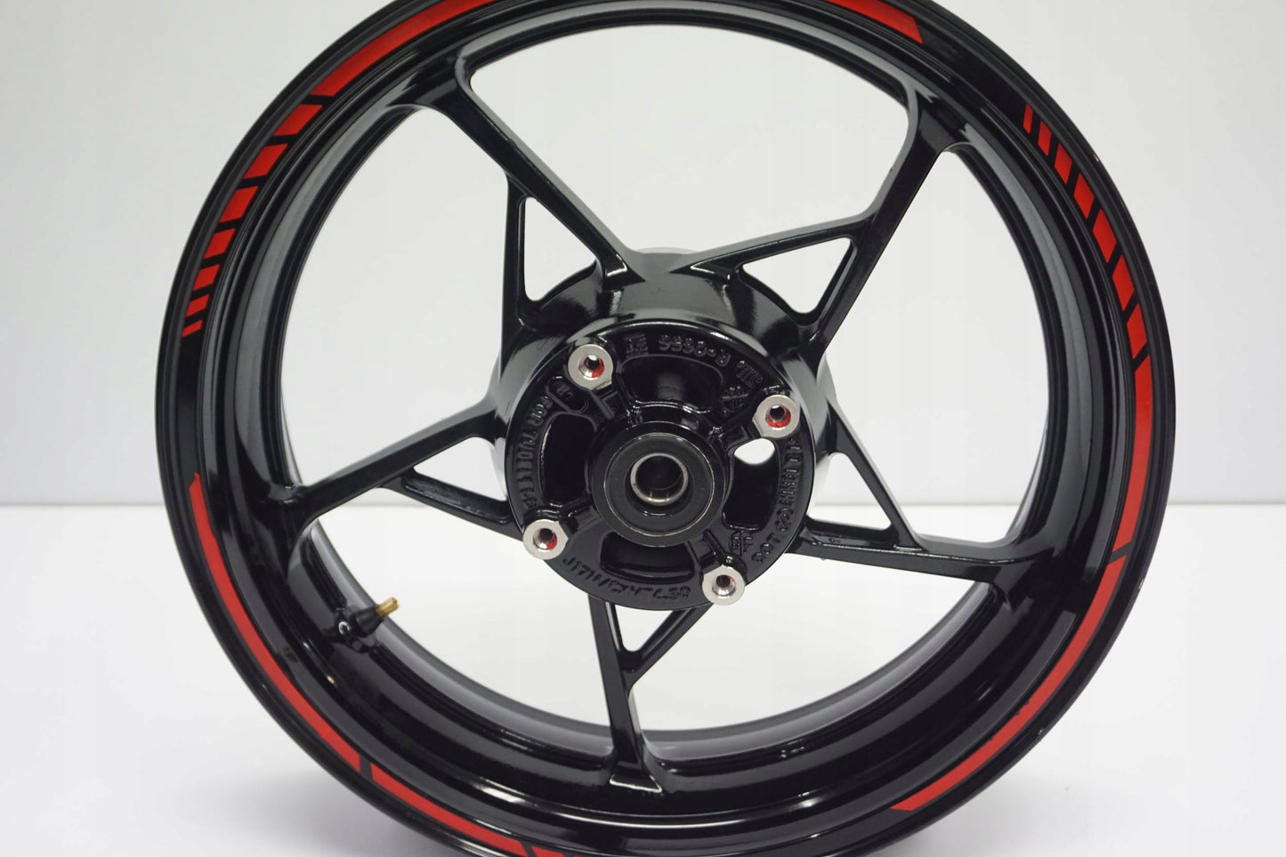 KAWASAKI Z 650 20-22 Felge hinten Wheel Hinterrad 10