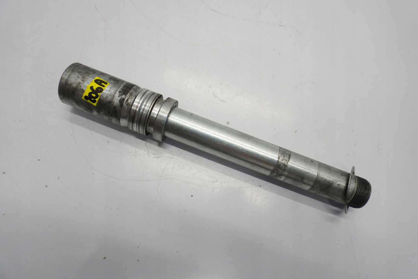 DUCATI 848 08–13 Vorderachse Achse vorne Radachse front axle 6