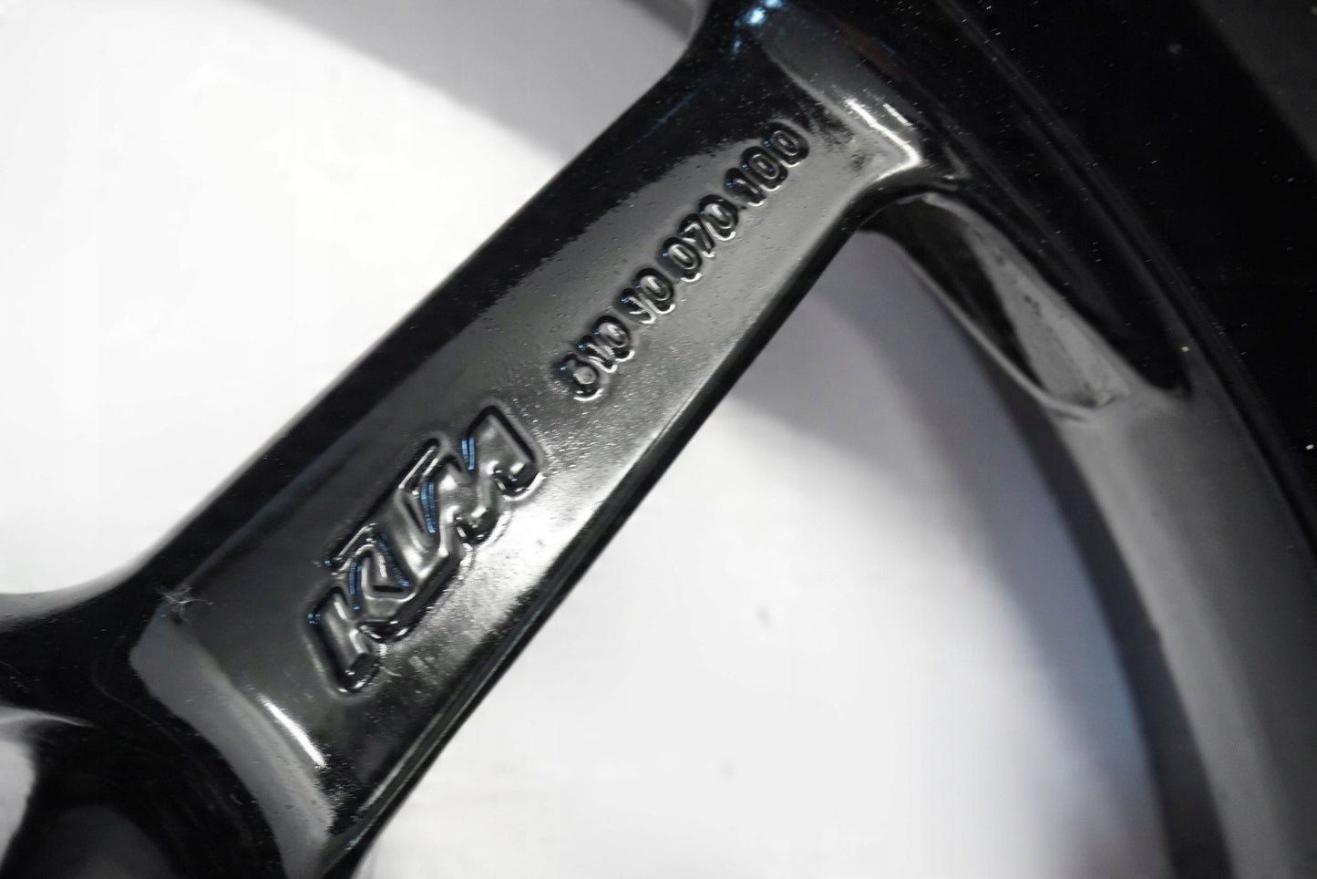 KTM 990 SUPER DUKE 07-13 Felge hinten Wheel Hinterrad 10