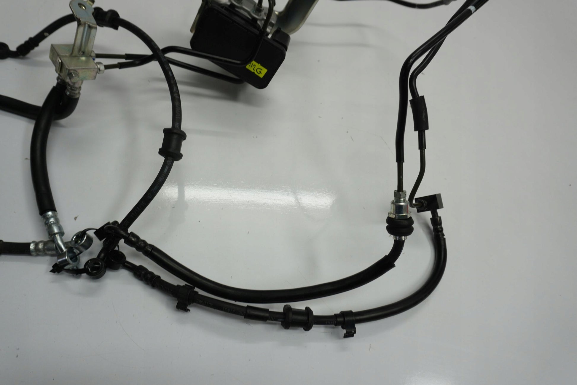 SUZUKI GSX-S 750 17-23 ABS Pumpe Druckmodulator 8