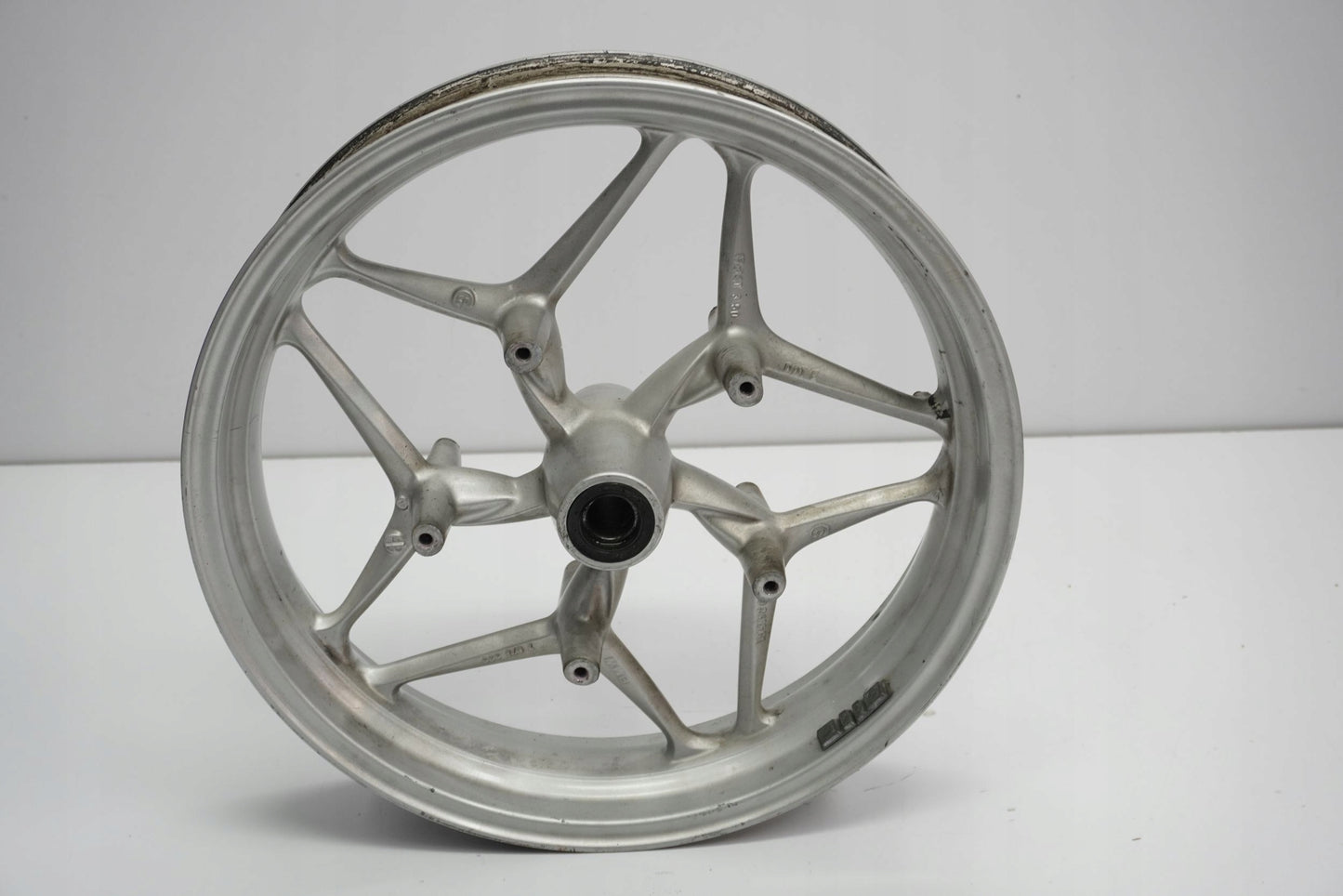 BMW K 1200 GT 06-08 Felge vorne Wheel Vorderrad 9