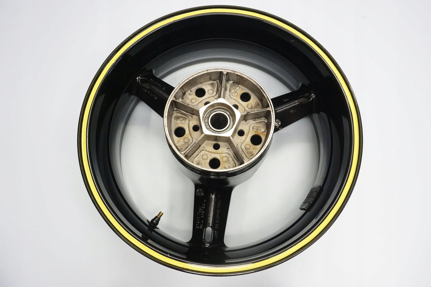 SUZUKI GSX-R 1000 K3-K4 Felge hinten Wheel Hinterrad 5