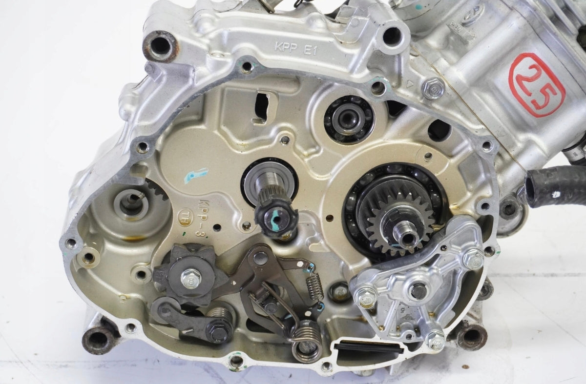 HONDA CB 125 R JC79 18-20 Motor Motorblock Engine 3