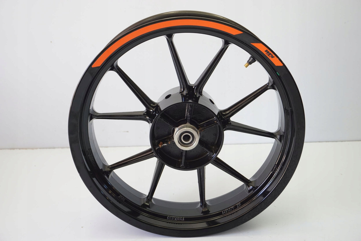 KTM 125 DUKE 17- Felge hinten Wheel Hinterrad 9