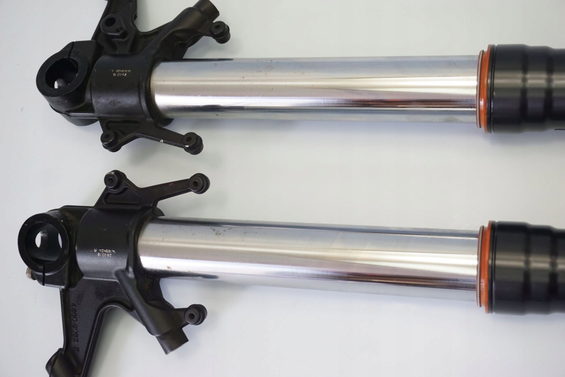 KTM 1190 ADVENTURE 13-16 Gabel Gabelholme Fork Suspension Fourche Forcella Horquilla 3