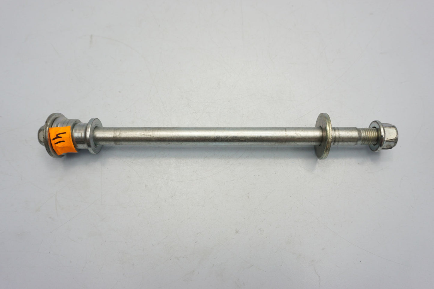 SUZUKI GSX-R 125 18- Hinterachse Achse hinten Radachse rear axle