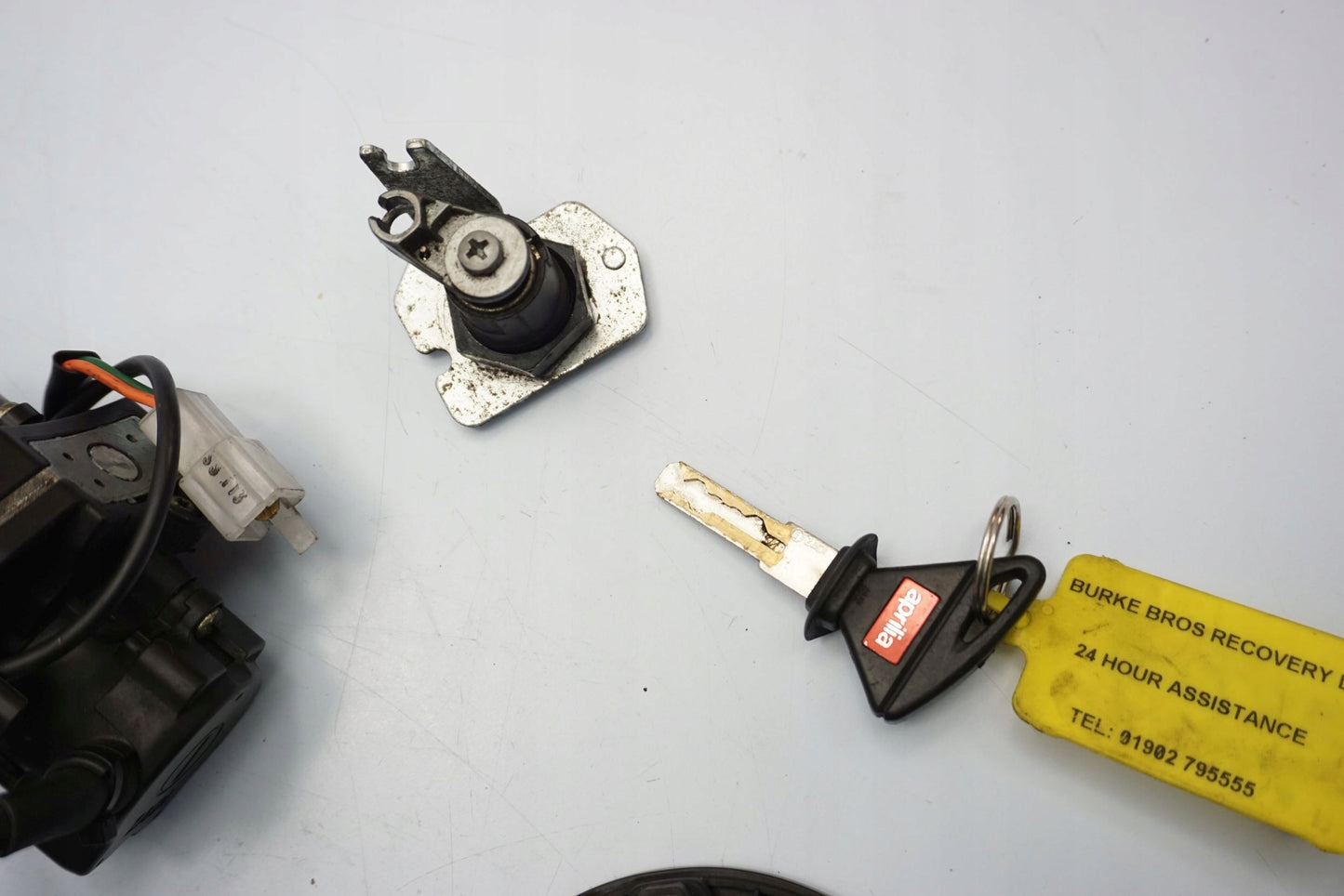 APRILIA ETV 1200 CAPONORD 13-16 Schlosssatz Zündschloss Lock Set