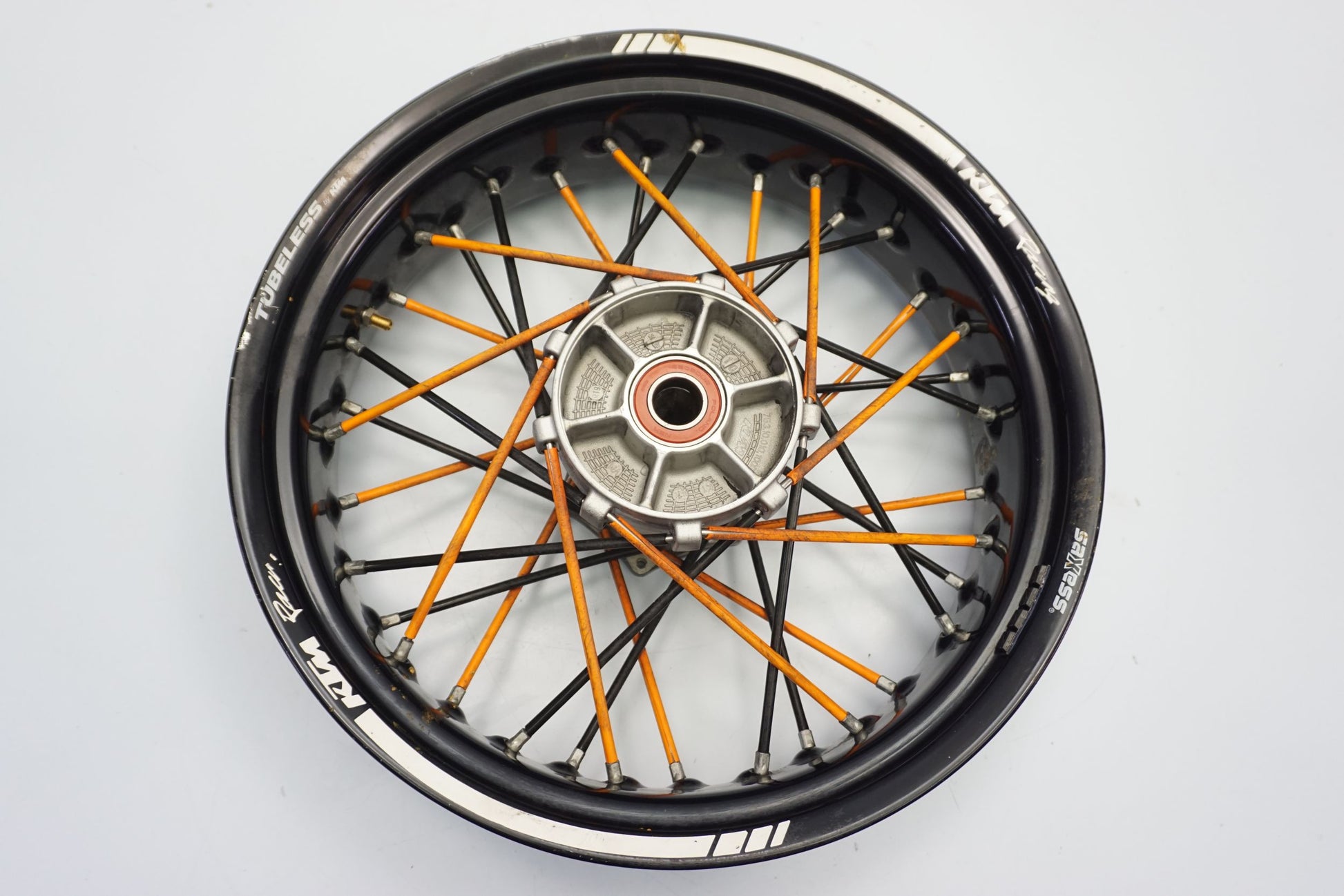 KTM 690 SMC 09-11 Felge hinten Wheel Hinterrad 5