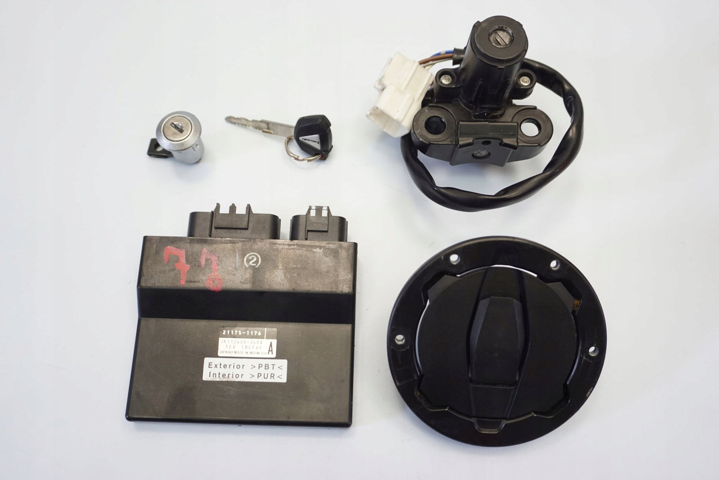 KAWASAKI Z 650 17-19 Schlosssatz Zündschloss Lock Set 10