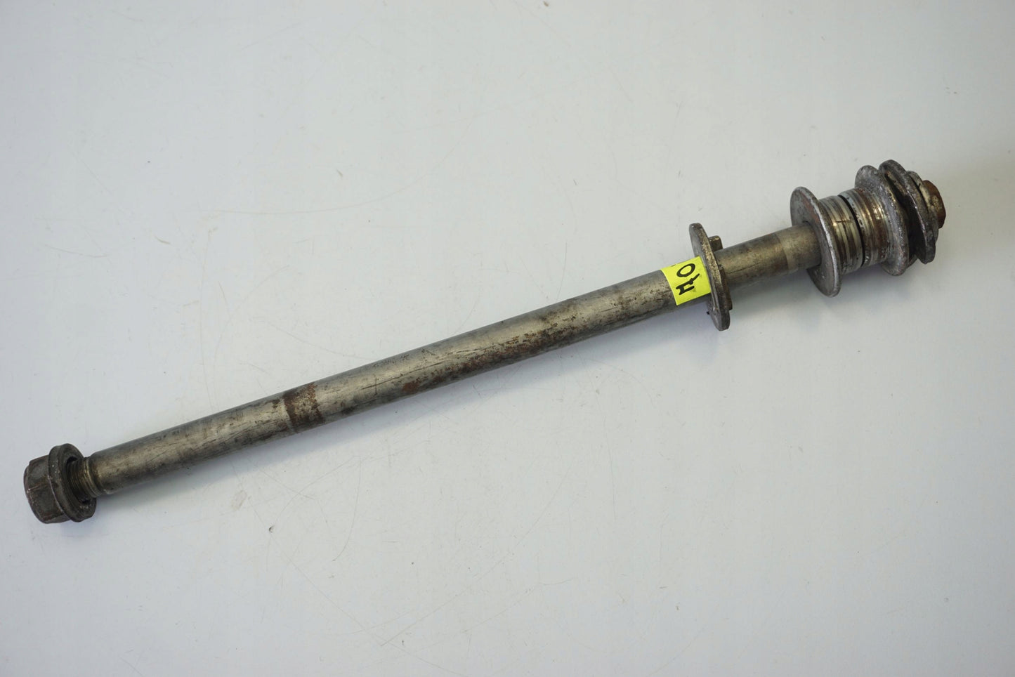 HONDA CB 600 F HORNET S 00-02 Hinterachse Achse hinten Radachse rear axle