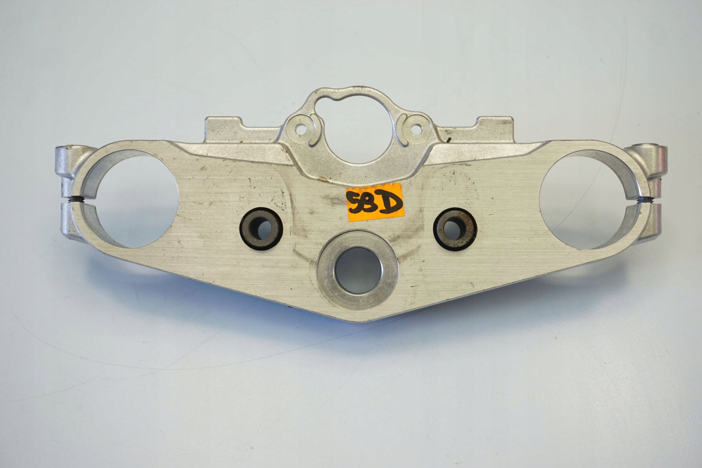 SUZUKI GSX 1400 01-08 obere Gabelbrücke Triple Clamp oben