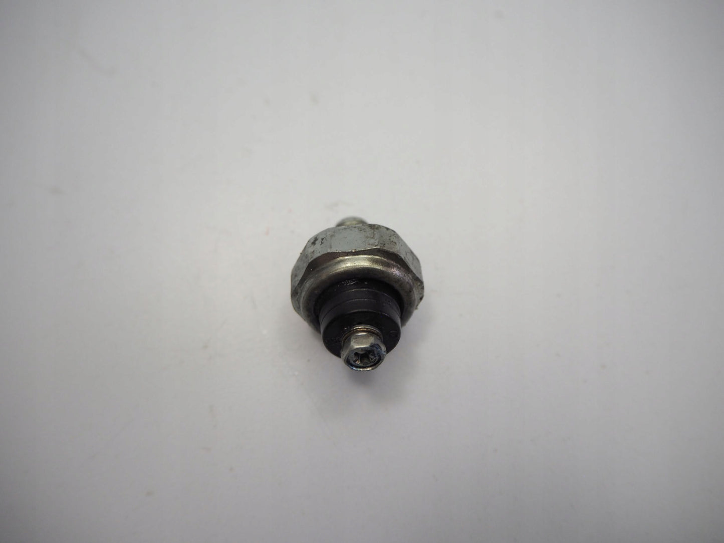 YAMAHA MT-03 16-19 Öldrucksensor Öldruckschalter Oil Pressure Switch