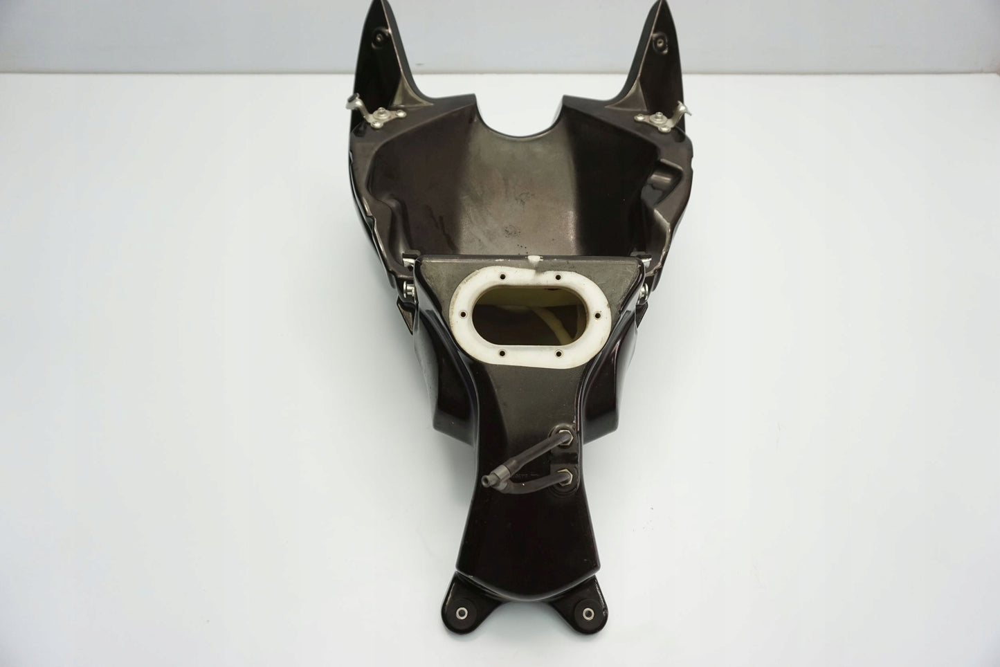 MV AGUSTA RIVALE 800 12-18 Kraftstofftank Benzintank Fuel Tank 10