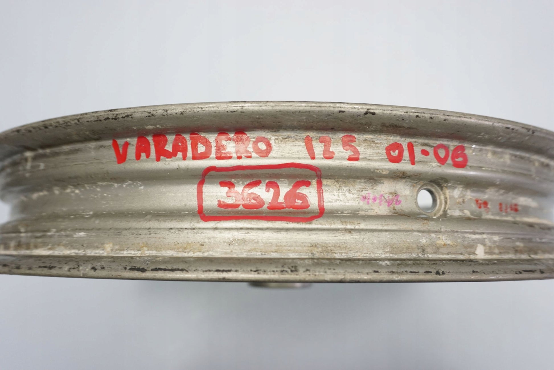 HONDA XL 125 V VARADERO 01-06 Felge vorne Wheel Vorderrad 3