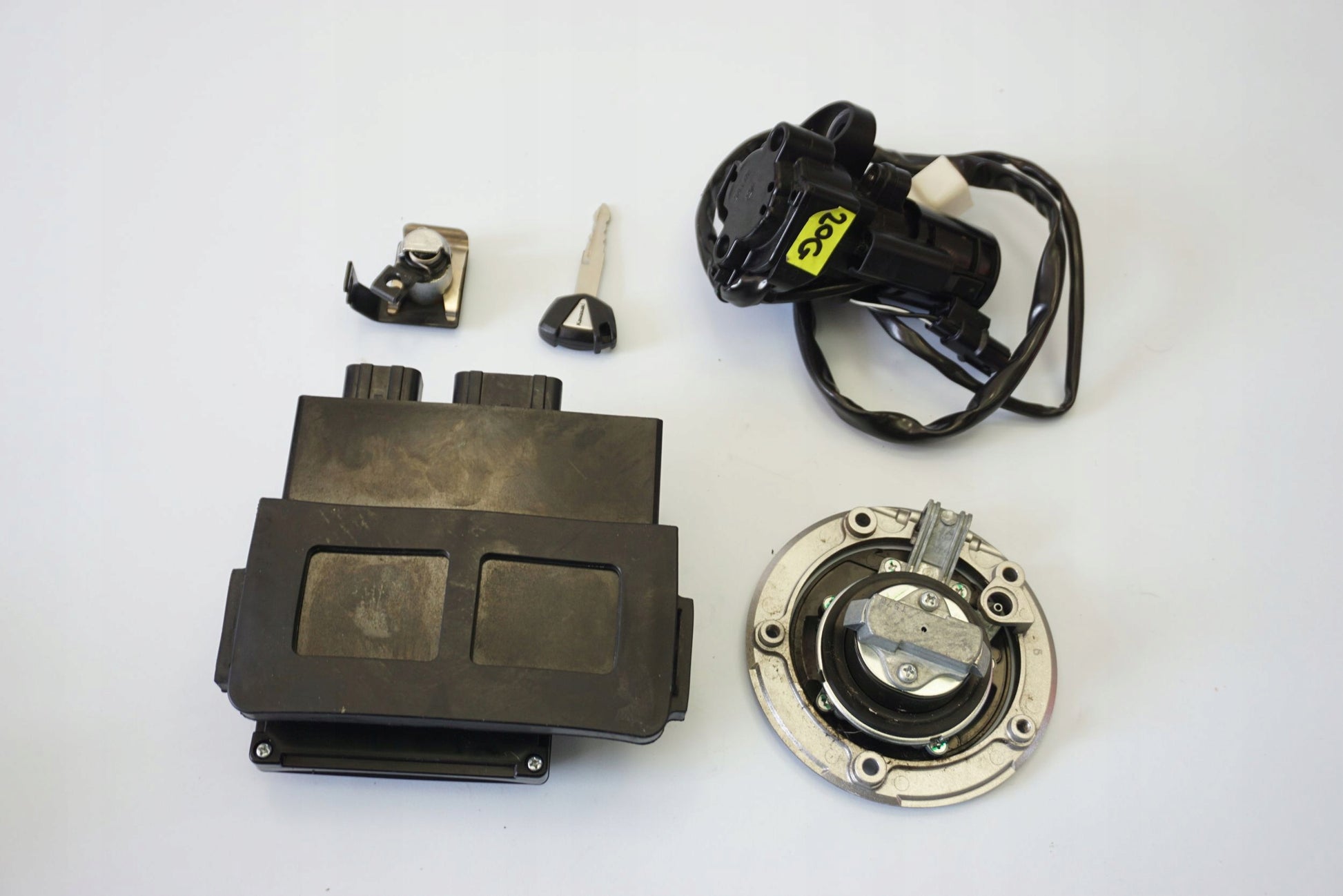 KAWASAKI Z-800 13-17 Schlosssatz Zündschloss Lock Set 9