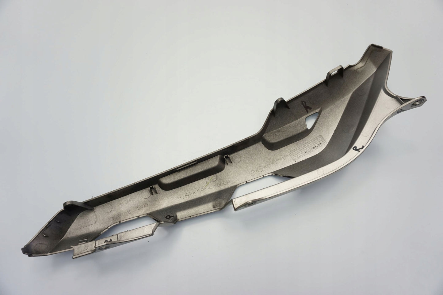 HONDA VFR 1200 X CROSSTOURER Heckverkleidung Verkleidung Heck rechts 8