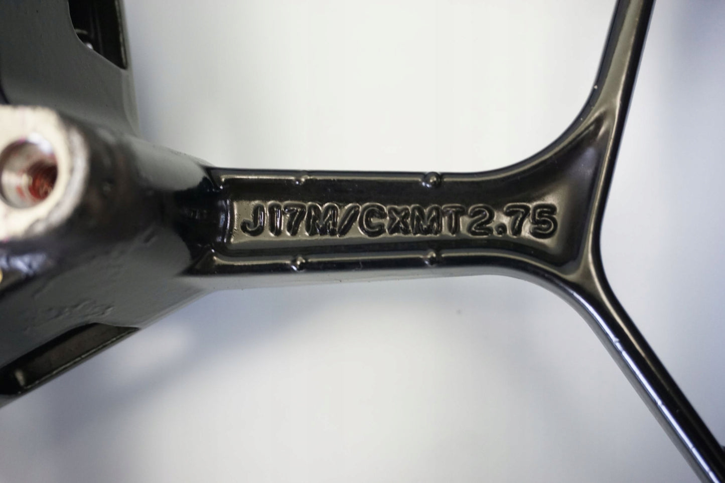 KAWASAKI Z-300 15-18 Felge vorne Wheel Vorderrad 4