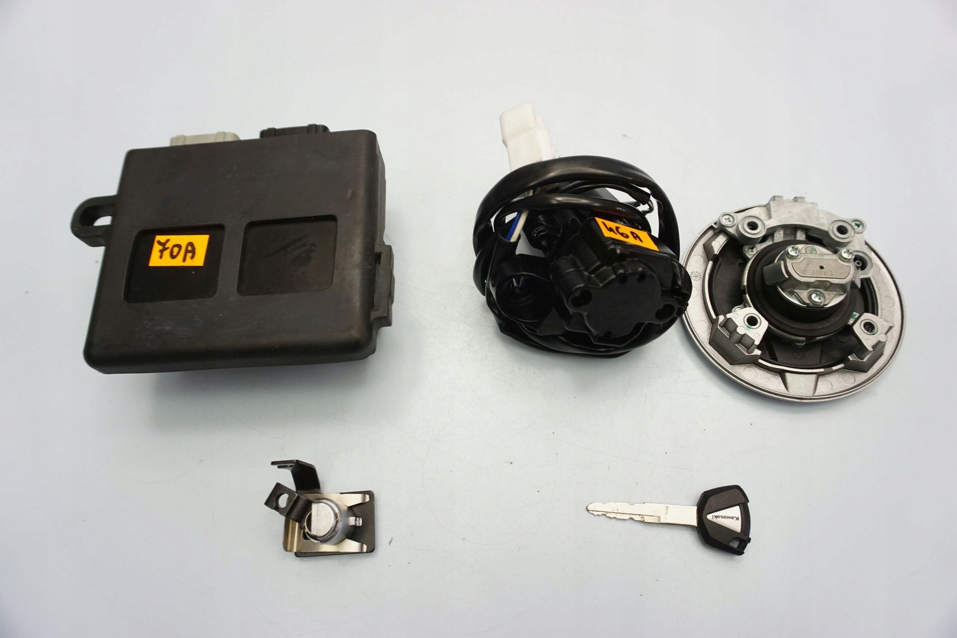 KAWASAKI Z-900 17-19 Schlosssatz Zündschloss Lock Set 7