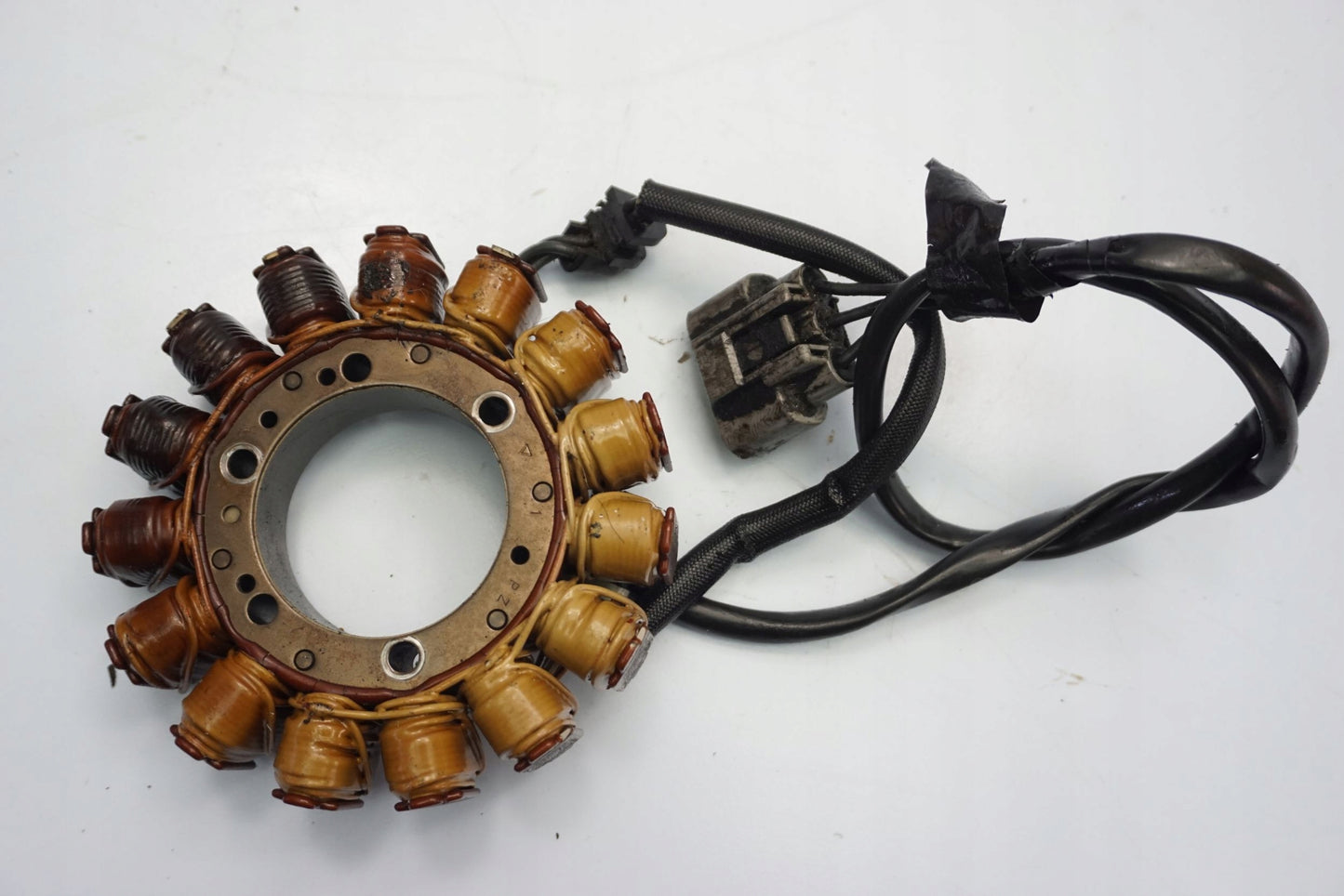 TRIUMPH TIGER 800 10-14 Lichtmaschine Stator Generator Lima Alternator