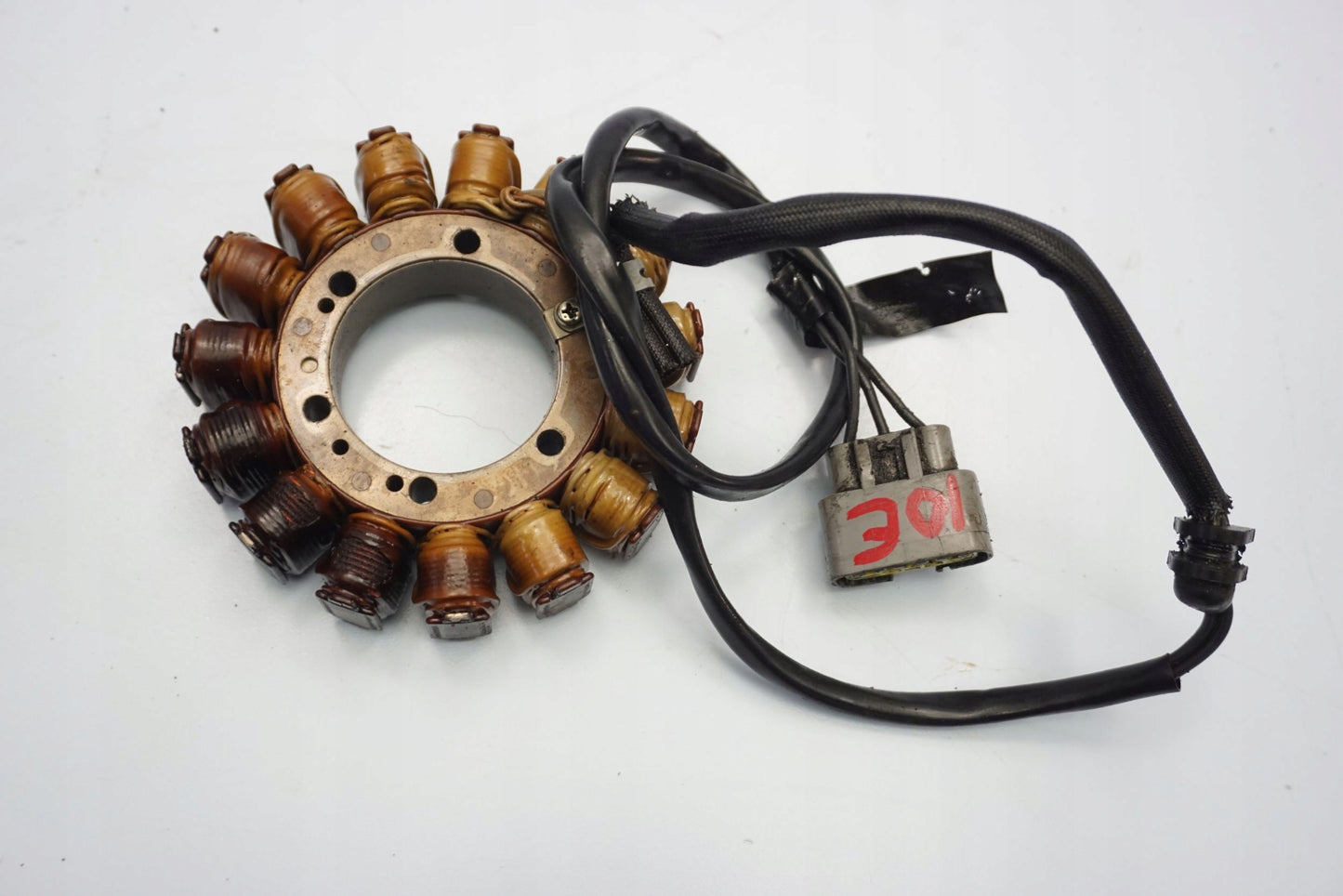 TRIUMPH TIGER 800 10-14 Lichtmaschine Stator Generator Lima Alternator